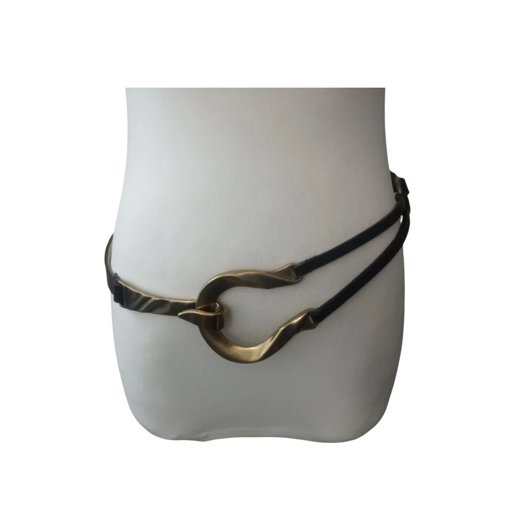 Chico Women's Genuine Leather Belt Adjustable Size M/L Gold Tone Buckle Horsebit